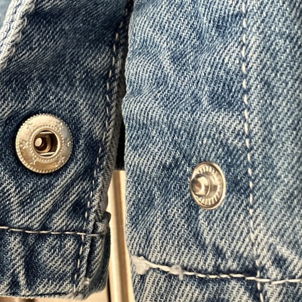 Macy’s Ultra Flirt Juniors Shacket Over Sized Shirt Jean Jacket Cropped Top XS - Picture 8 of 9